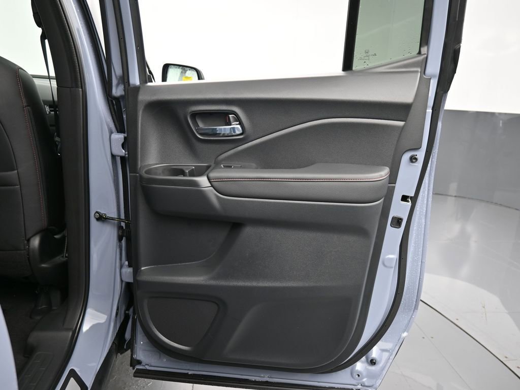 New 2026 Honda Ridgeline Black Edition image 39