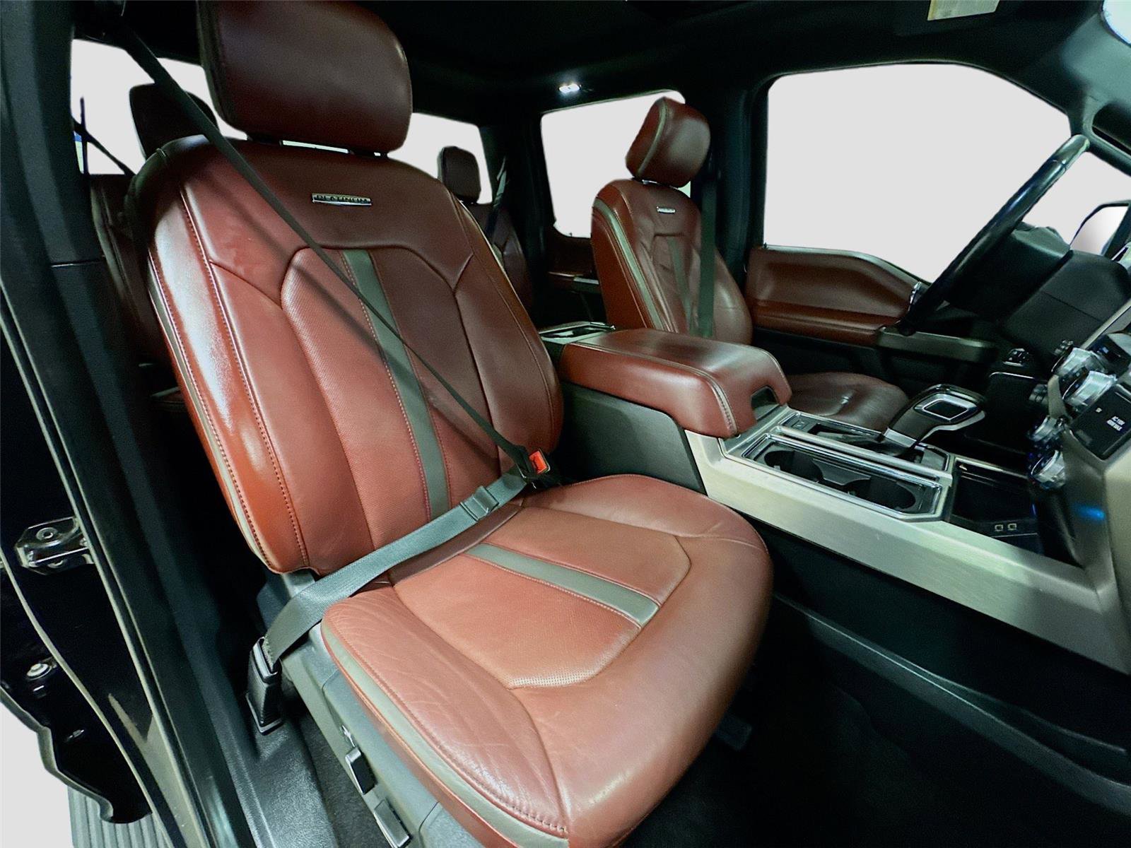 Used 2020 Ford F150 Platinum w/ Technology Package image 30