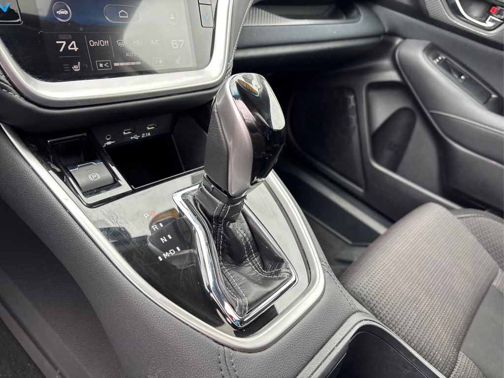 Used 2020 Subaru Outback Premium image 31