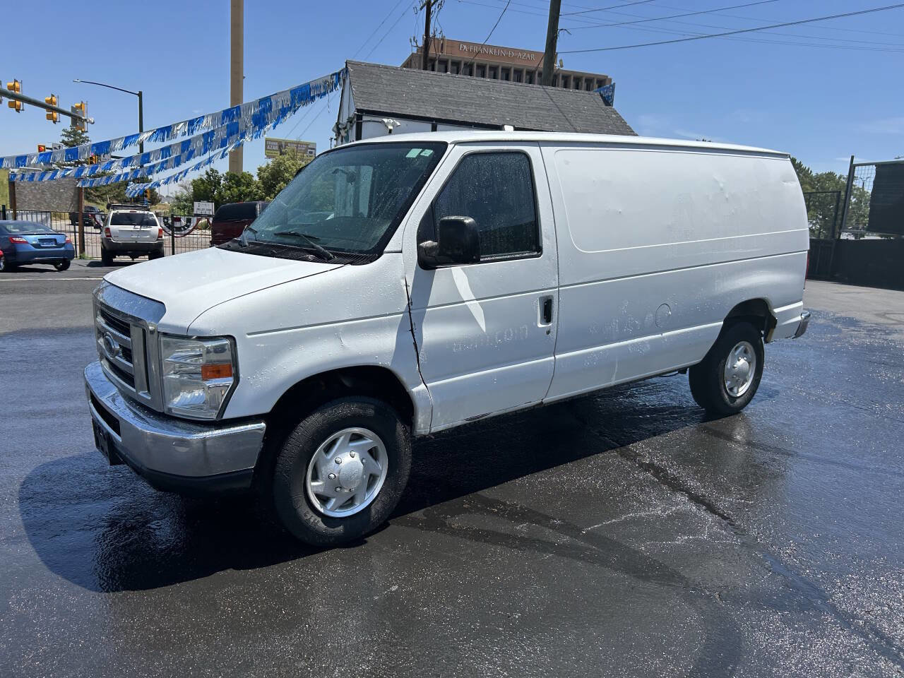 Used 2012 Ford E-250 and Econoline 250 w/ Commercial Cargo Van Pkg RWD image 5