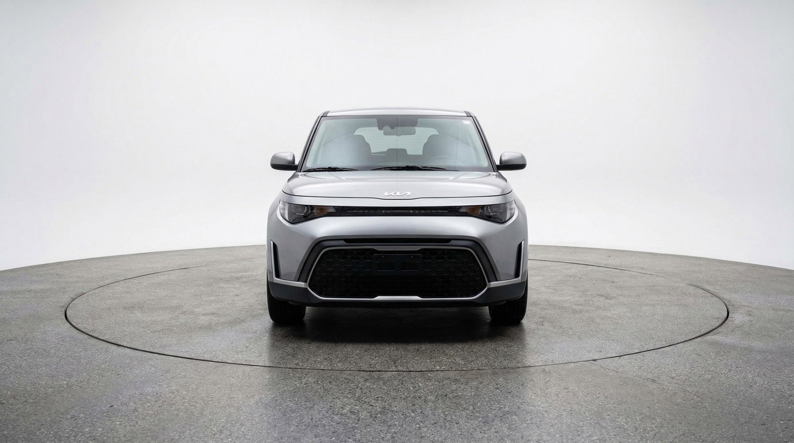 Used 2025 Kia Soul LX w/ LX Technology Package image 2