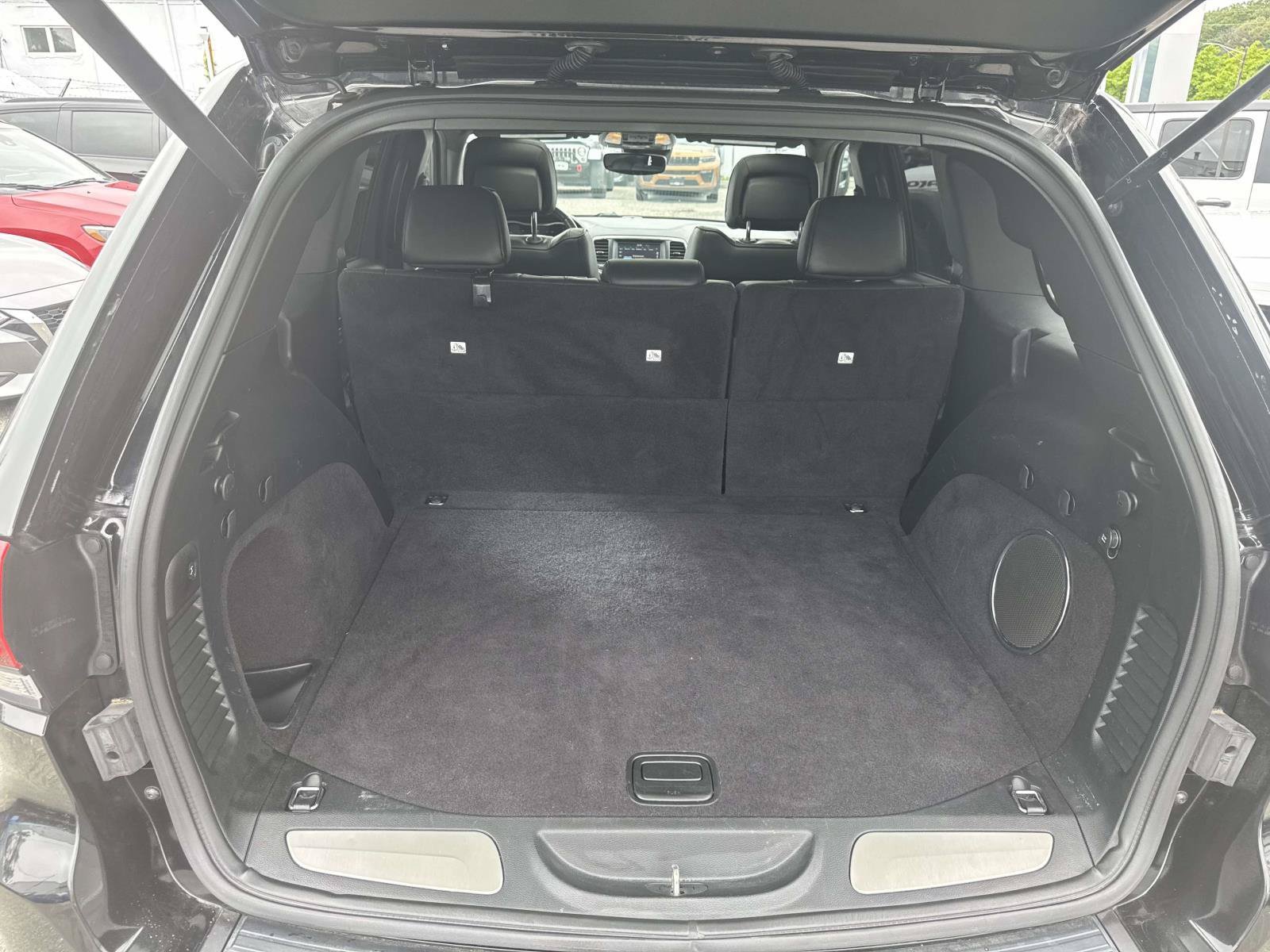 Used 2018 Jeep Grand Cherokee High Altitude AWD/4WD image 15