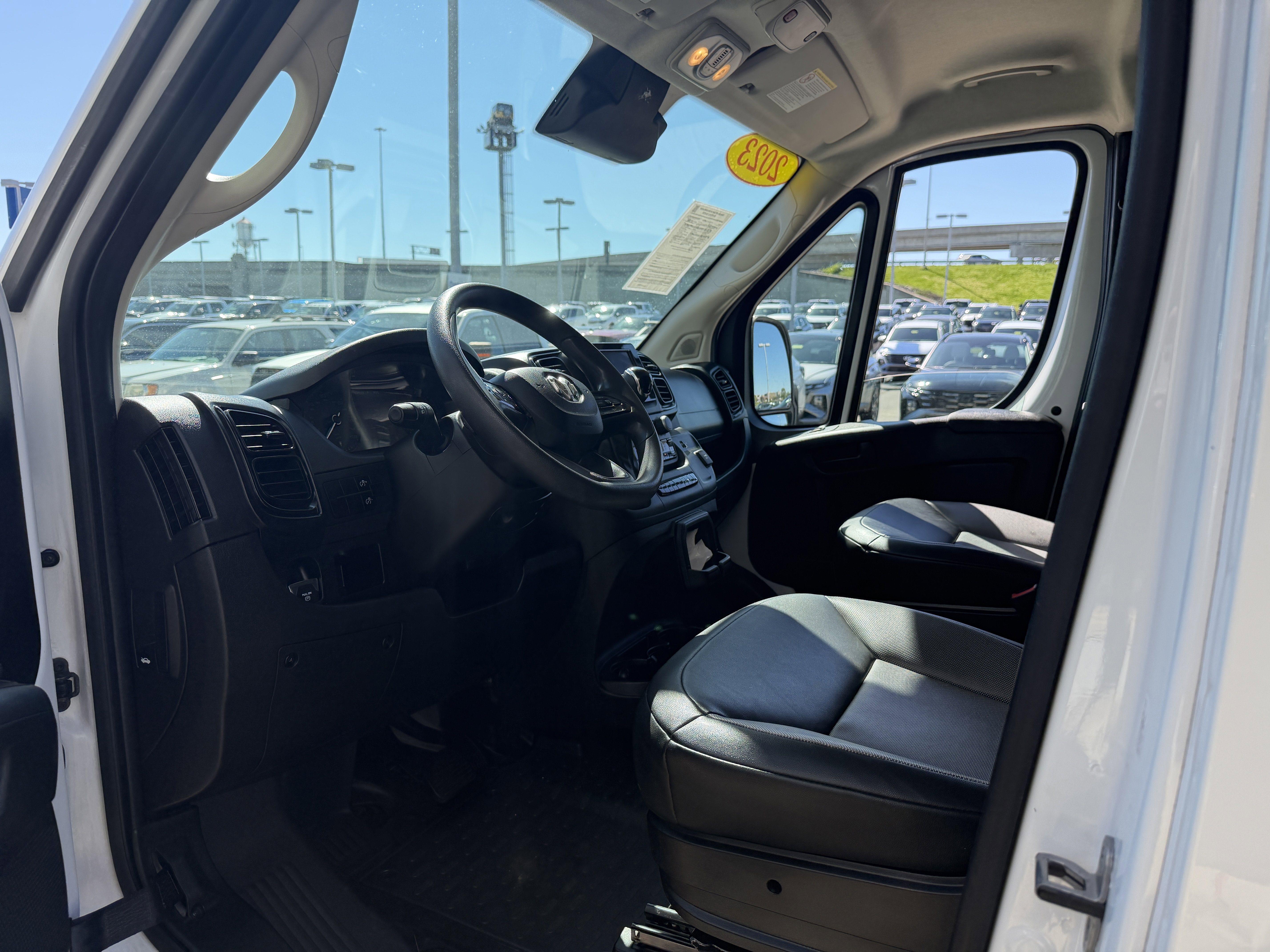 Used 2023 RAM ProMaster 2500 image 25