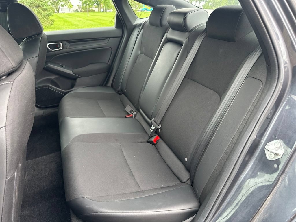 Used 2025 Honda Civic Sport image 11