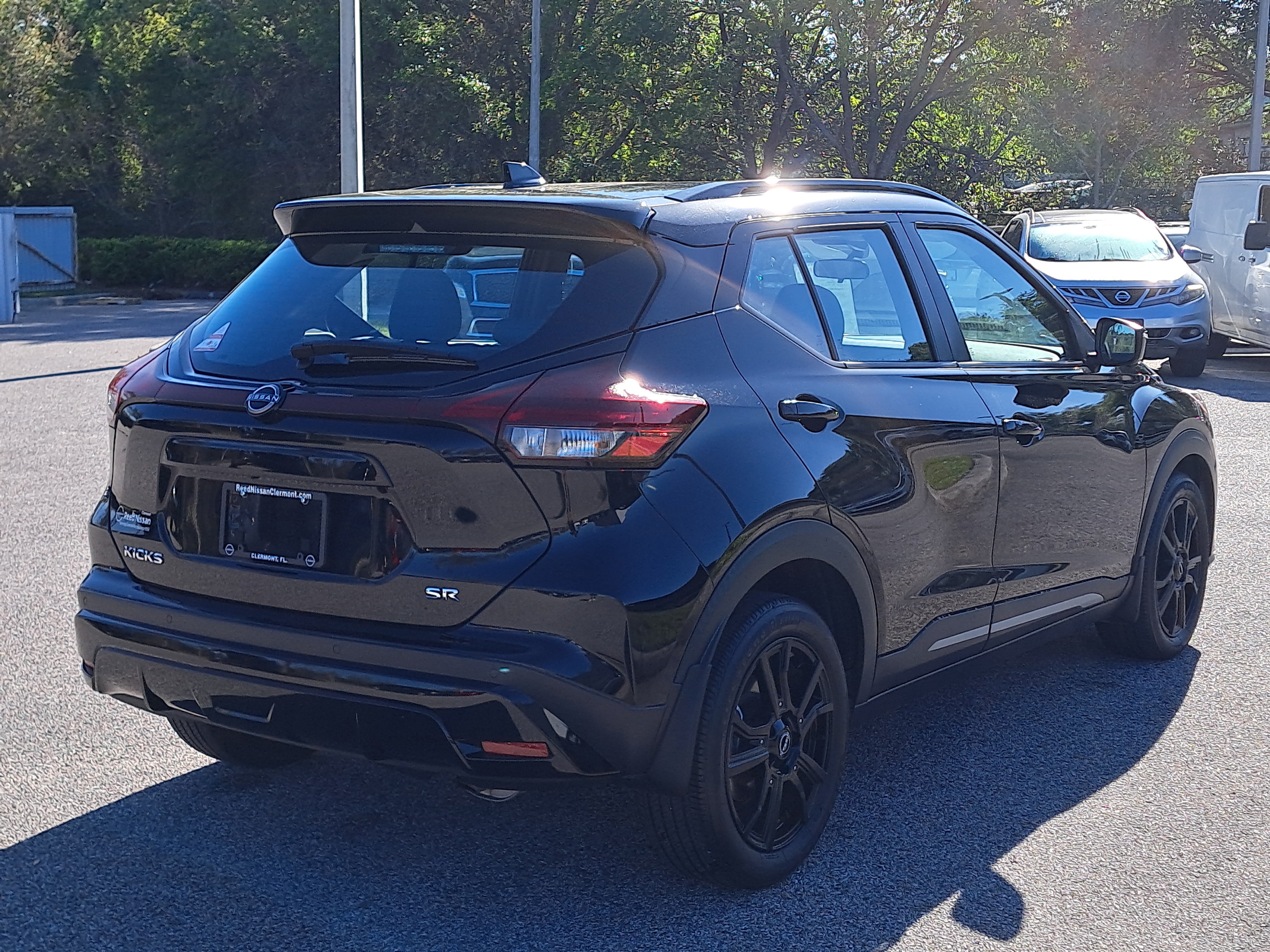 Certified 2024 Nissan Kicks SR w/ SR Premium Package FWD image 6