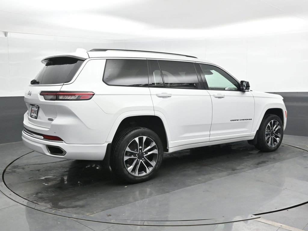 Used 2021 Jeep Grand Cherokee L Overland w/ Advanced Protech Group III image 2