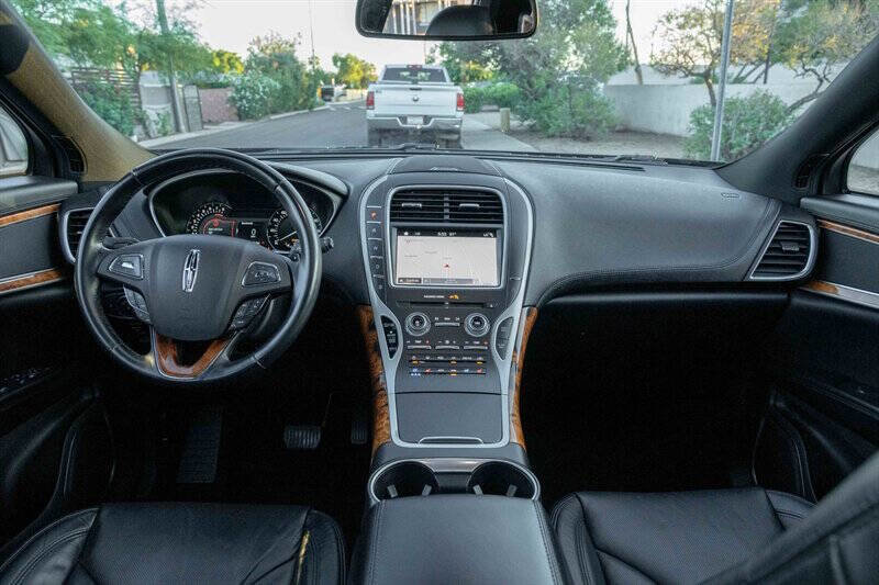 Used 2017 Lincoln MKX Reserve image 17