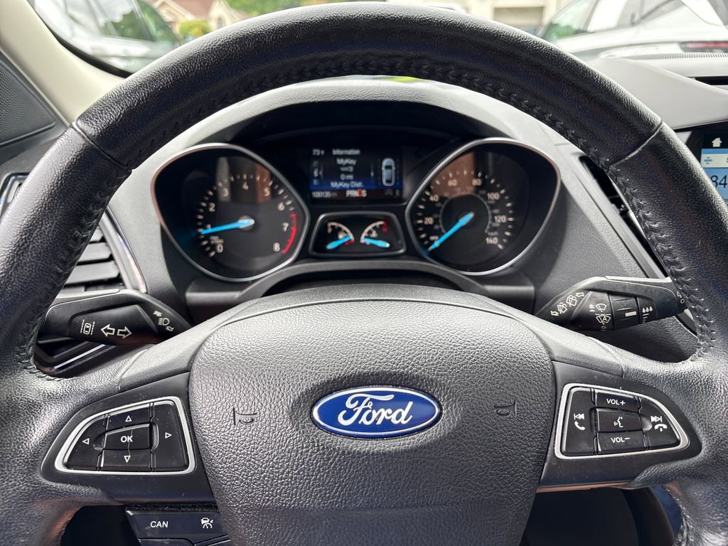 Used 2018 Ford Escape Titanium w/ Ford Safe & Smart Package AWD/4WD image 23