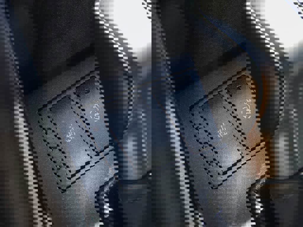 Used 2025 Lexus IS 300 F Sport image 21