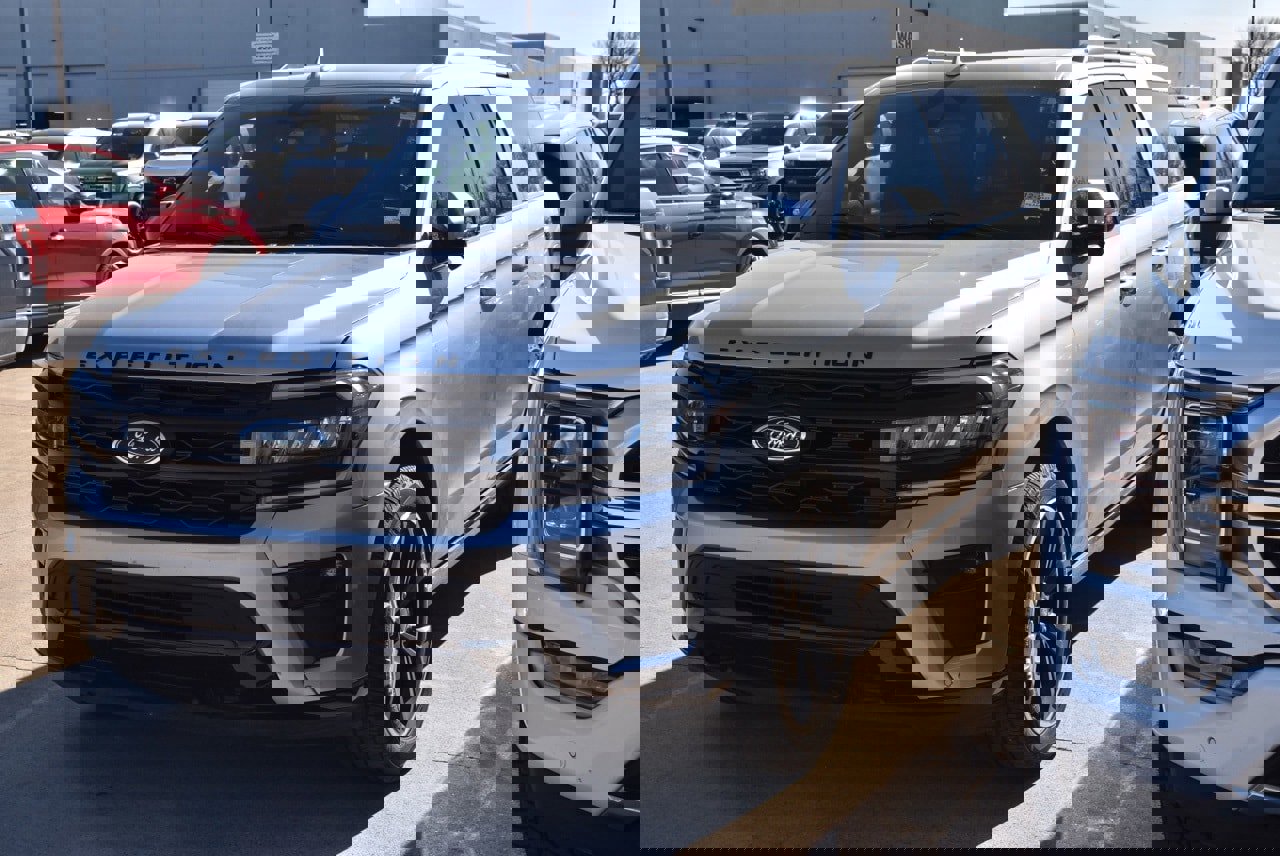 Certified 2023 Ford Expedition Max Limited image 2