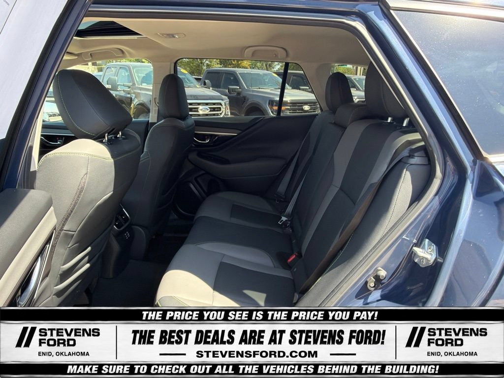 Used 2025 Subaru Outback Onyx Edition AWD/4WD image 30