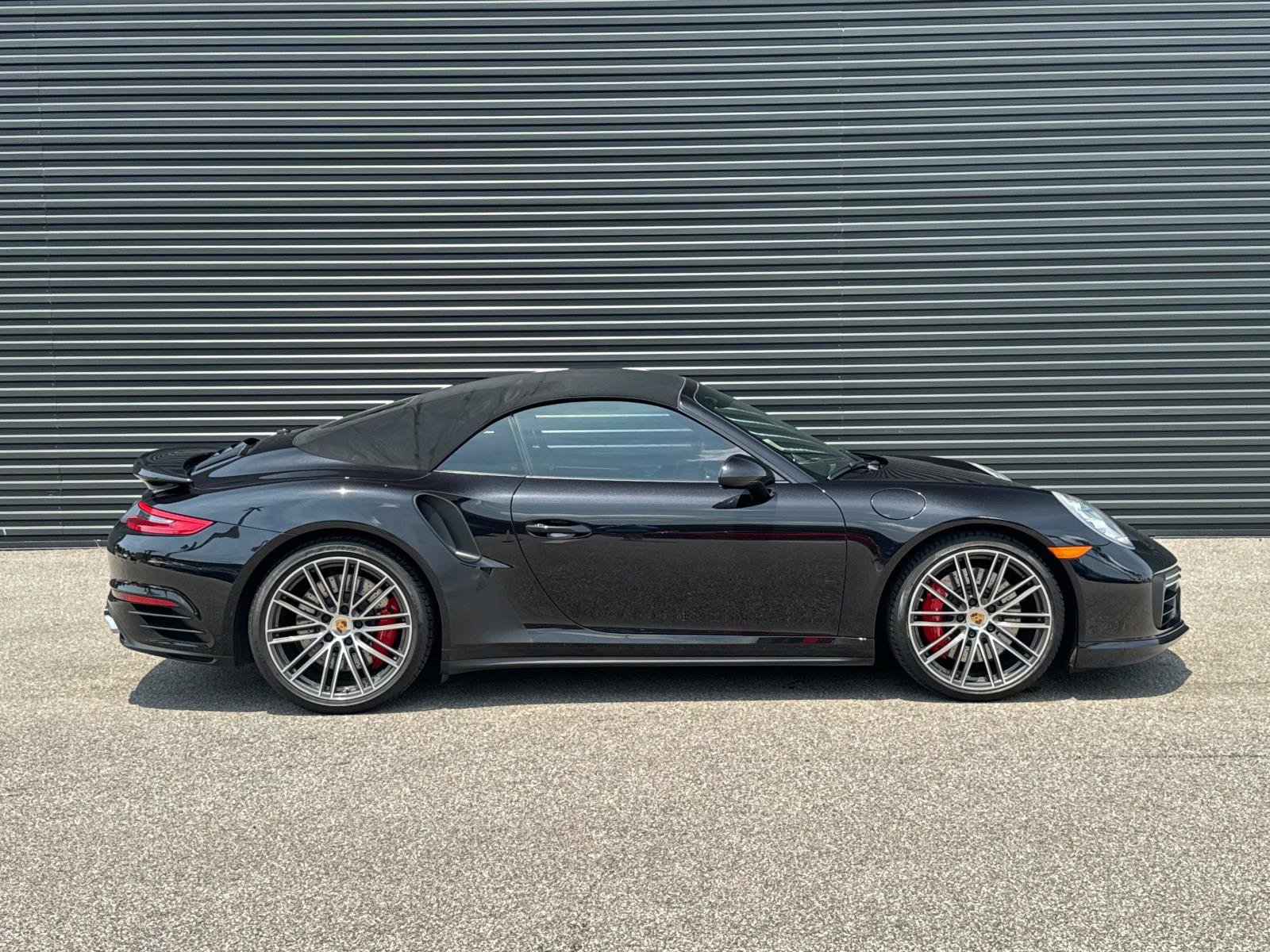 Certified 2019 Porsche 911 Turbo image 8