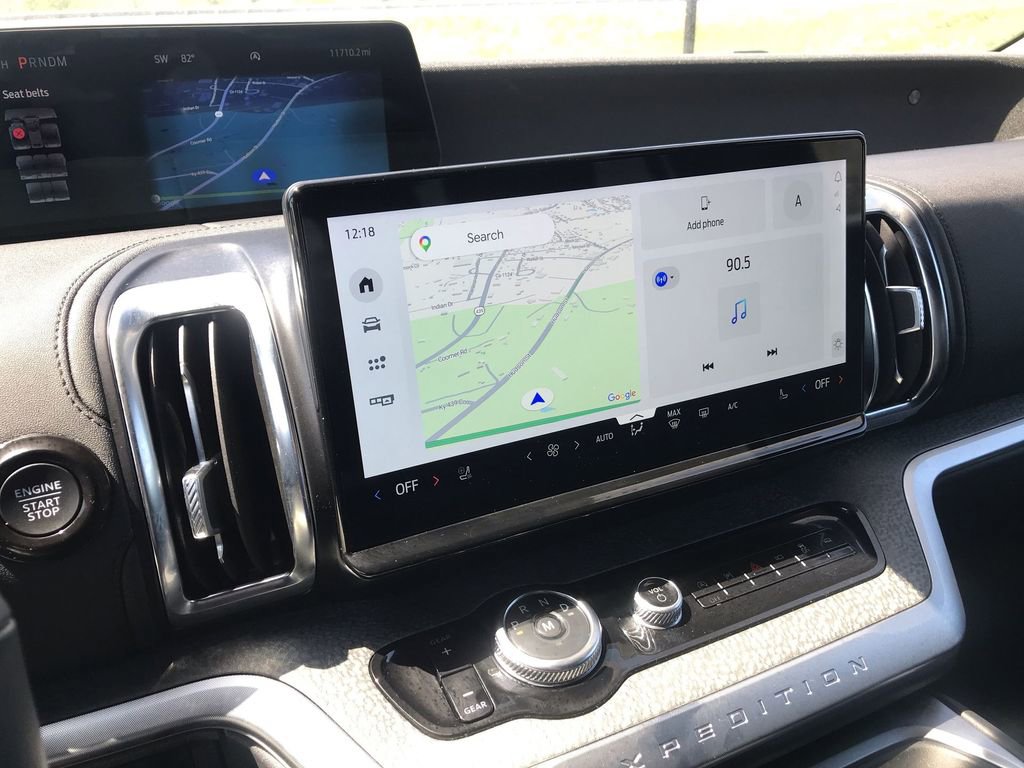 Used 2025 Ford Expedition Tremor image 16