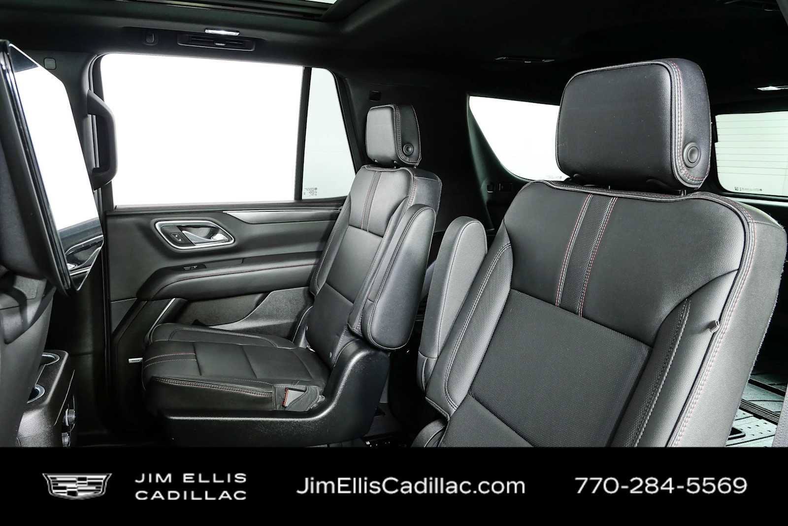 Used 2021 Chevrolet Tahoe RST w/ Luxury Package AWD/4WD image 19