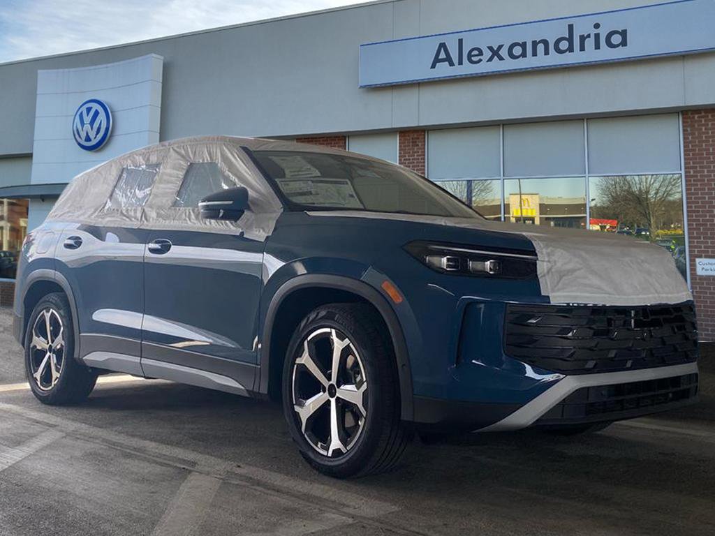 New 2026 Volkswagen Tiguan SE FWD image 1