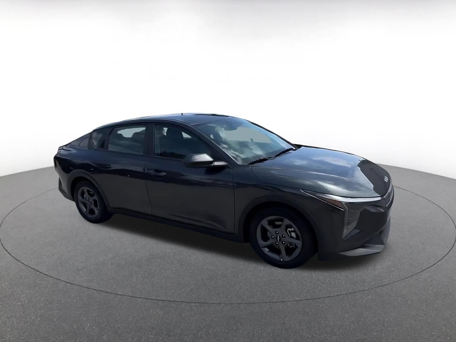 Used 2025 Kia K4 FWD video 2