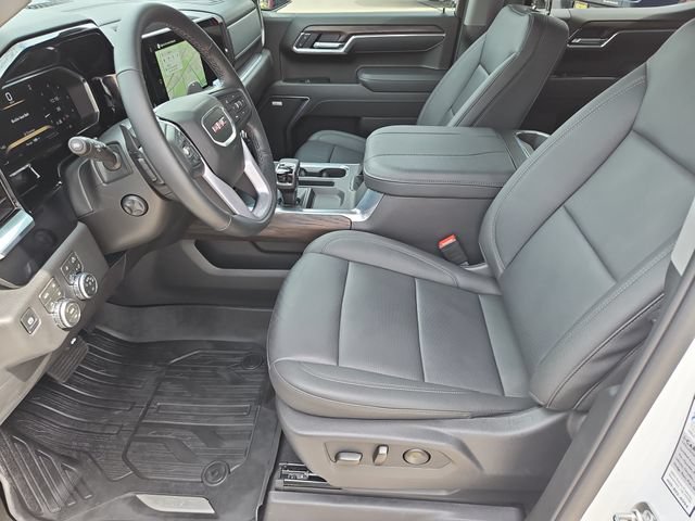 Used 2026 GMC Sierra 1500 SLT AWD/4WD image 12