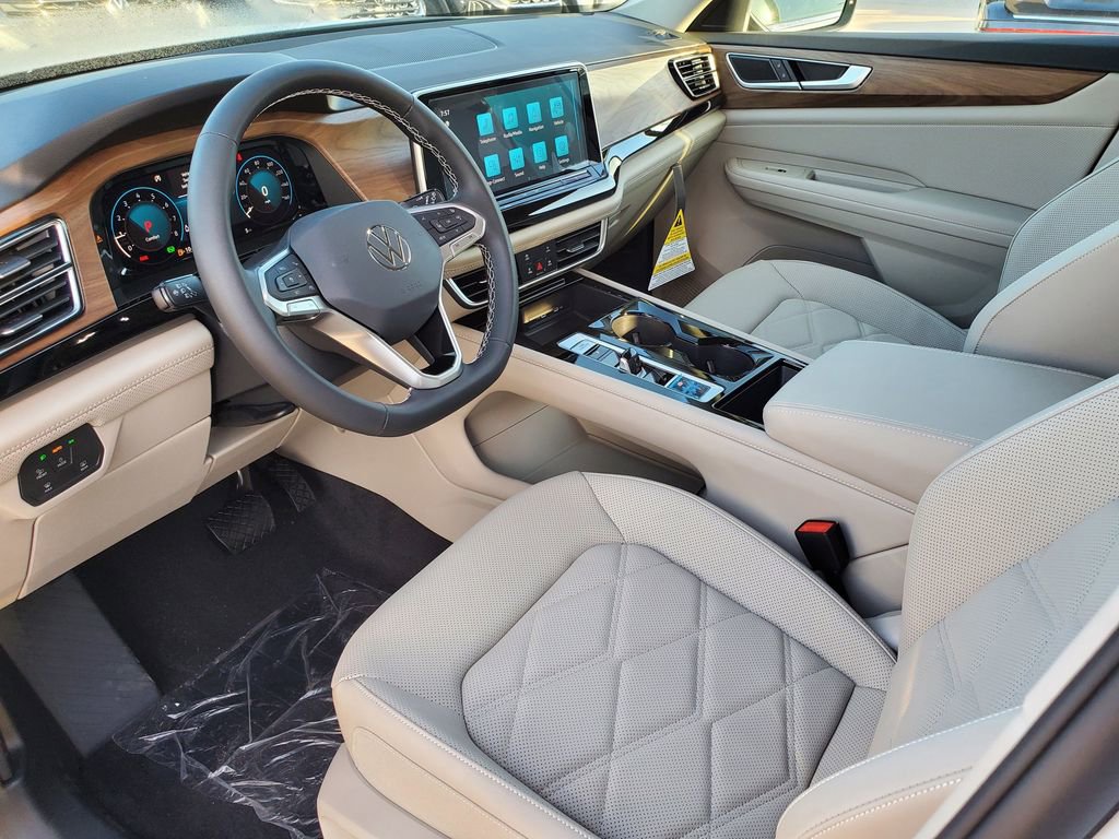 New 2026 Volkswagen Atlas SE FWD image 7
