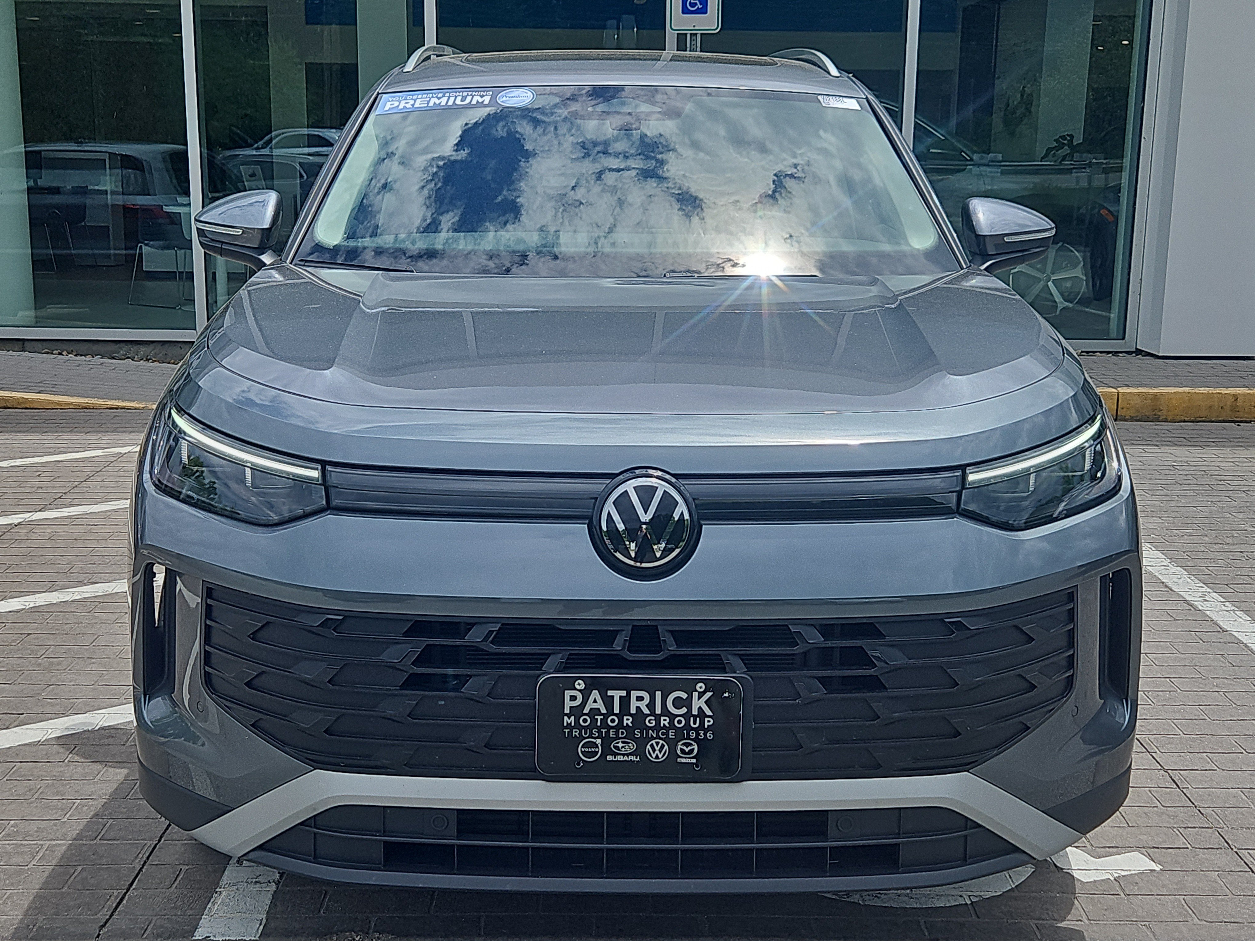 Used 2026 Volkswagen Tiguan SE AWD/4WD image 24