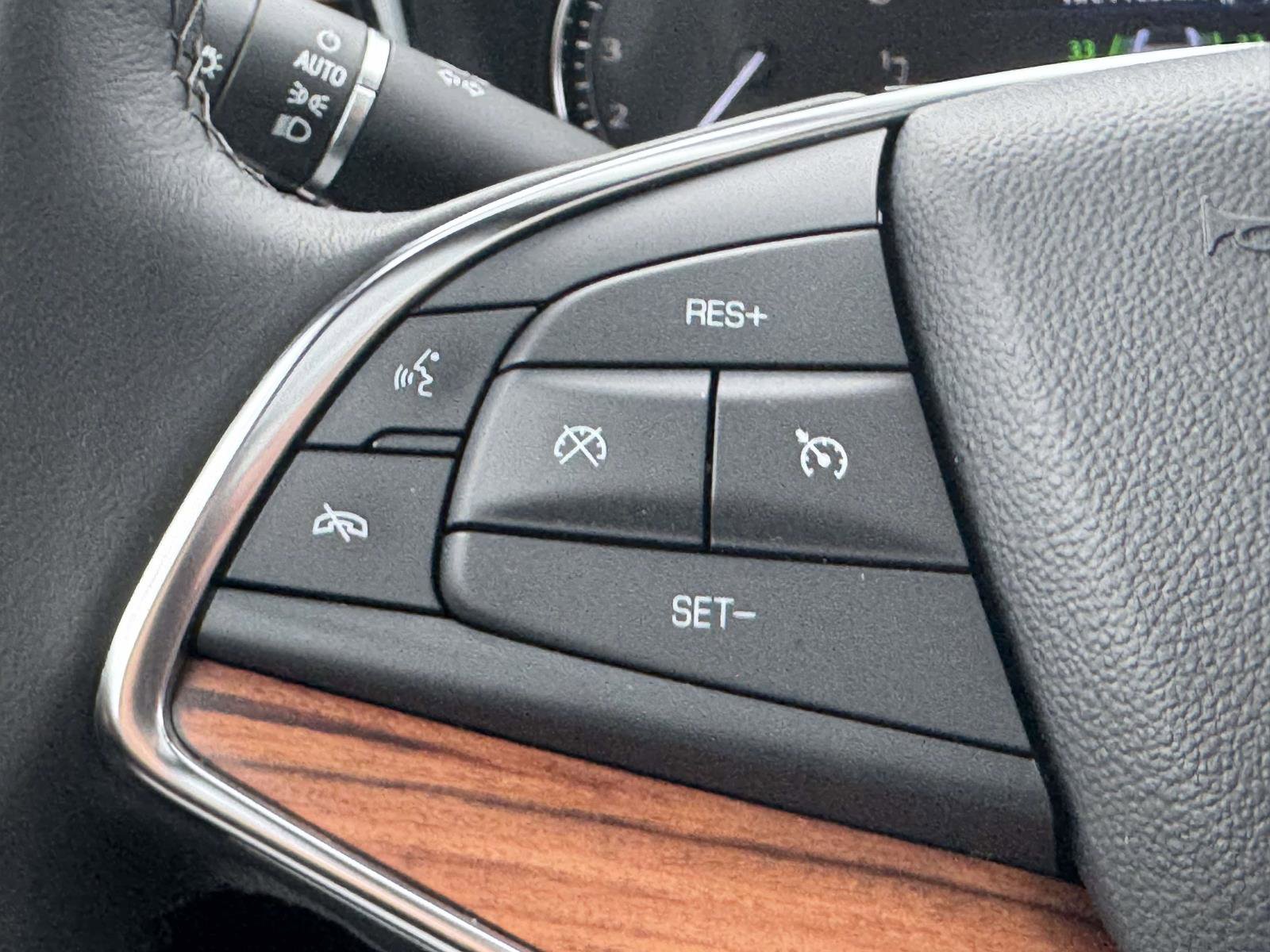 Certified 2022 Cadillac XT5 Premium Luxury w/ LPO, Floor Liner Package image 11