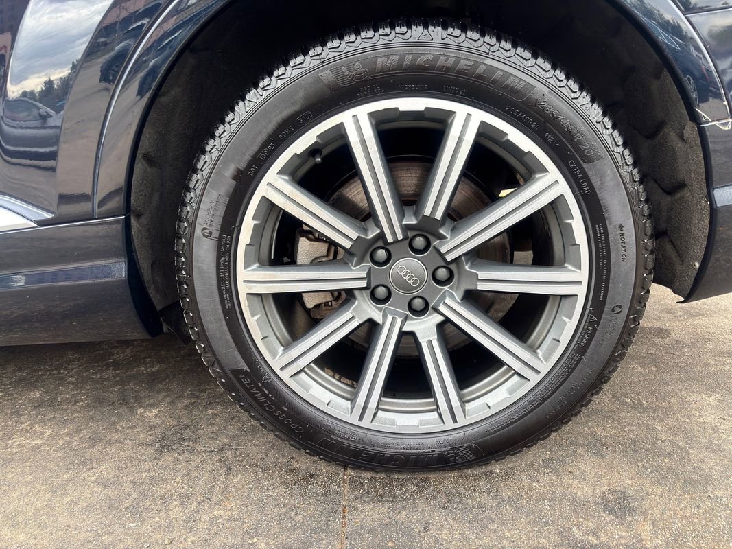 Used 2017 Audi Q7 3.0T Premium Plus image 14