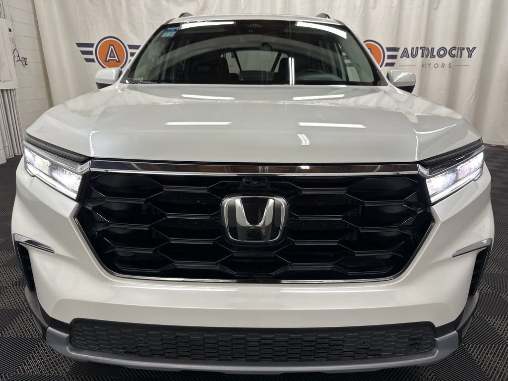 Used 2024 Honda Pilot Elite image 5