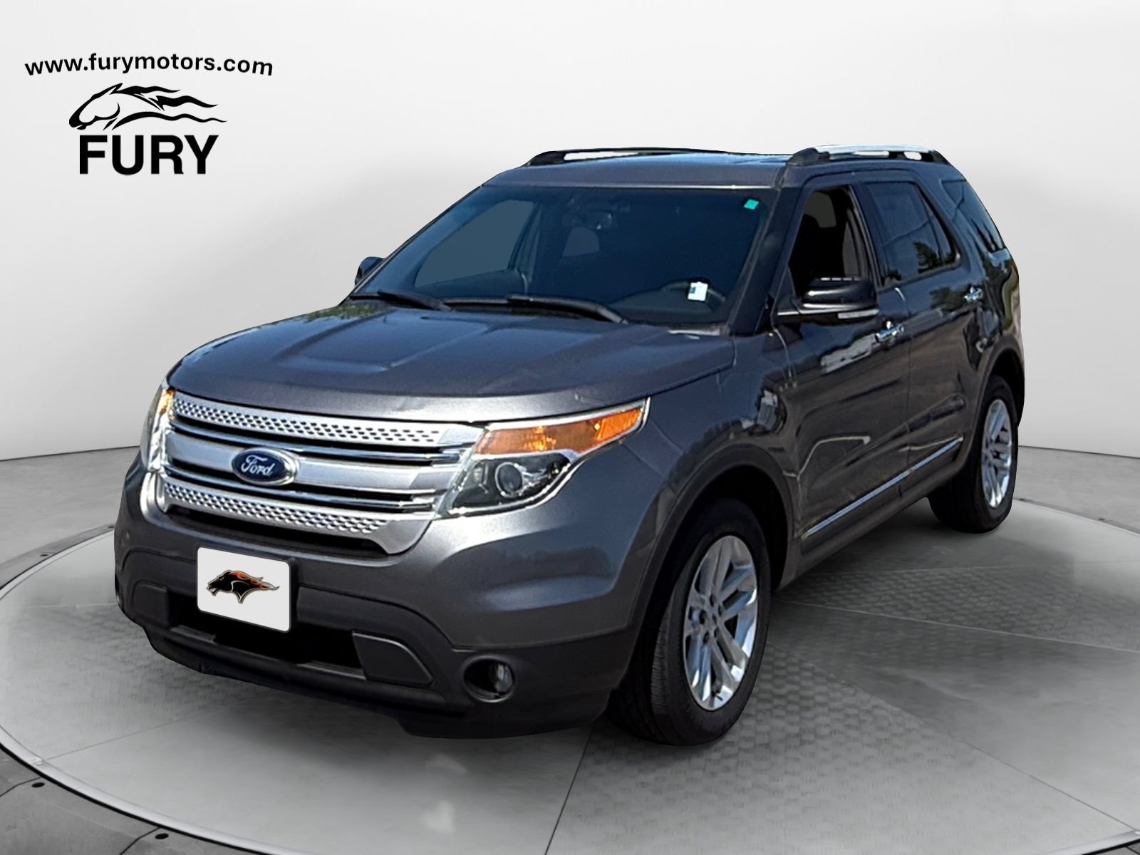 Used 2014 Ford Explorer XLT w/ Equipment Group 202A AWD/4WD image 8
