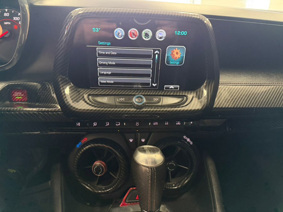 Used 2018 Chevrolet Camaro SS image 33