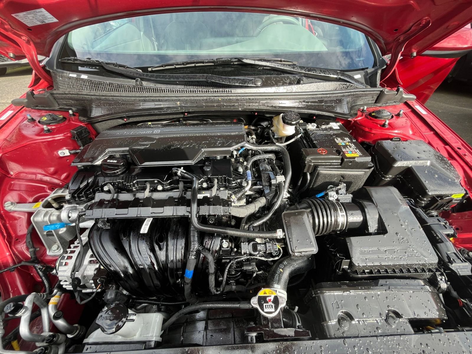 Used 2025 Hyundai Elantra SEL FWD image 35