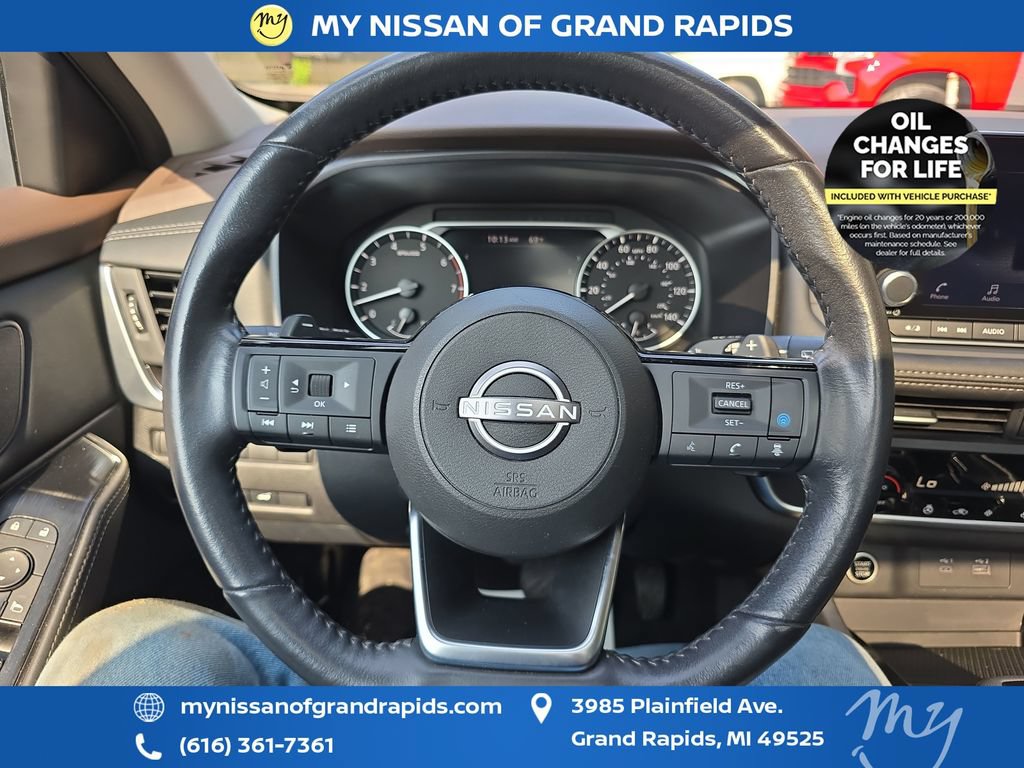 Used 2023 Nissan Rogue SV w/ SV Premium B Package AWD/4WD image 14