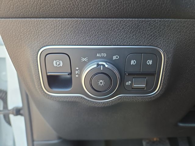 New 2026 Mercedes-Benz GLB 250 4MATIC image 19