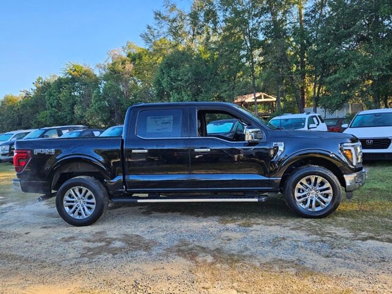 New 2025 Ford F150 Lariat image 12