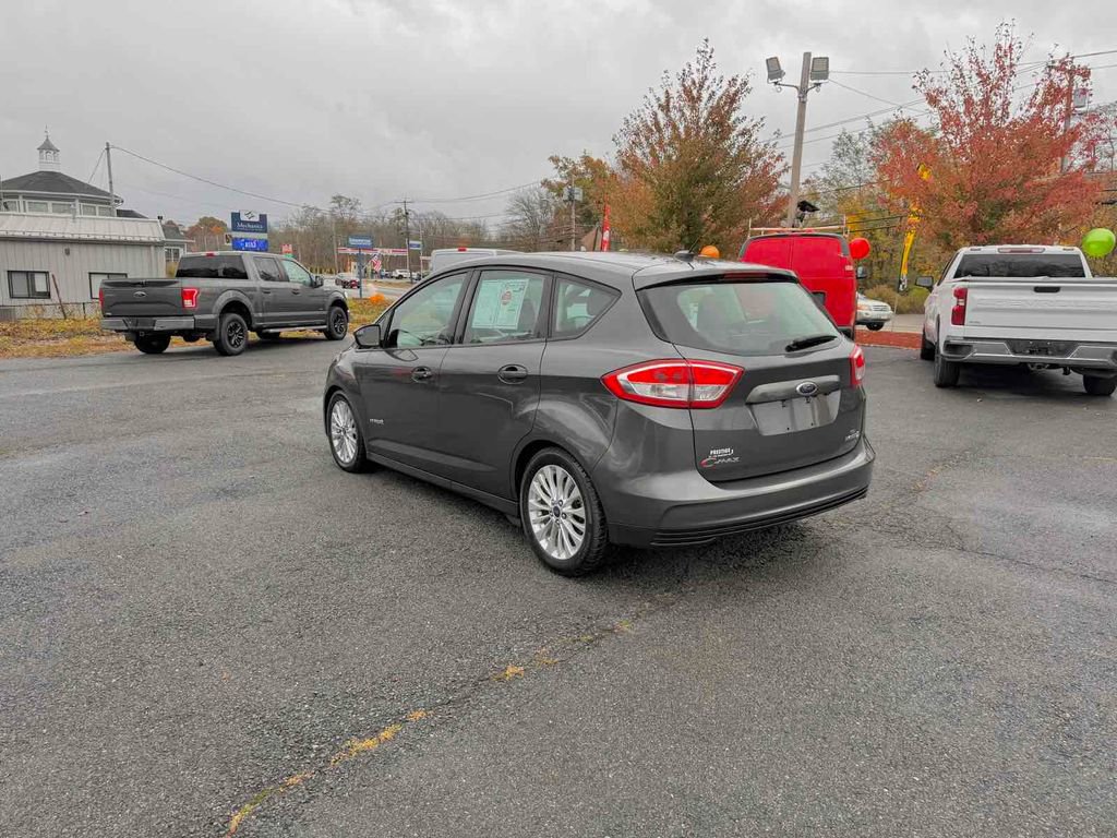 Used 2017 Ford C-MAX SE image 5