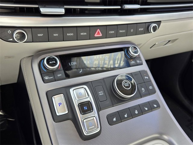 Used 2023 Hyundai Palisade Calligraphy image 25