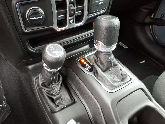 New 2025 Jeep Gladiator Sport AWD/4WD image 15