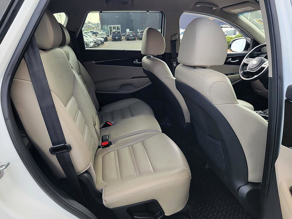 Used 2019 Kia Sorento EX w/ EX Premium Package image 18