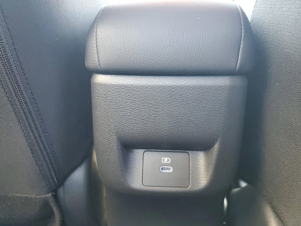 New 2025 Nissan Versa SV w/ Trunk Package image 30