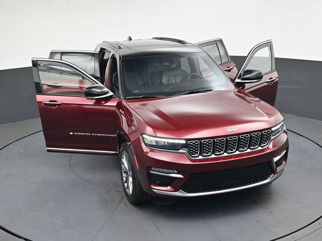 Used 2024 Jeep Grand Cherokee Summit AWD/4WD image 40