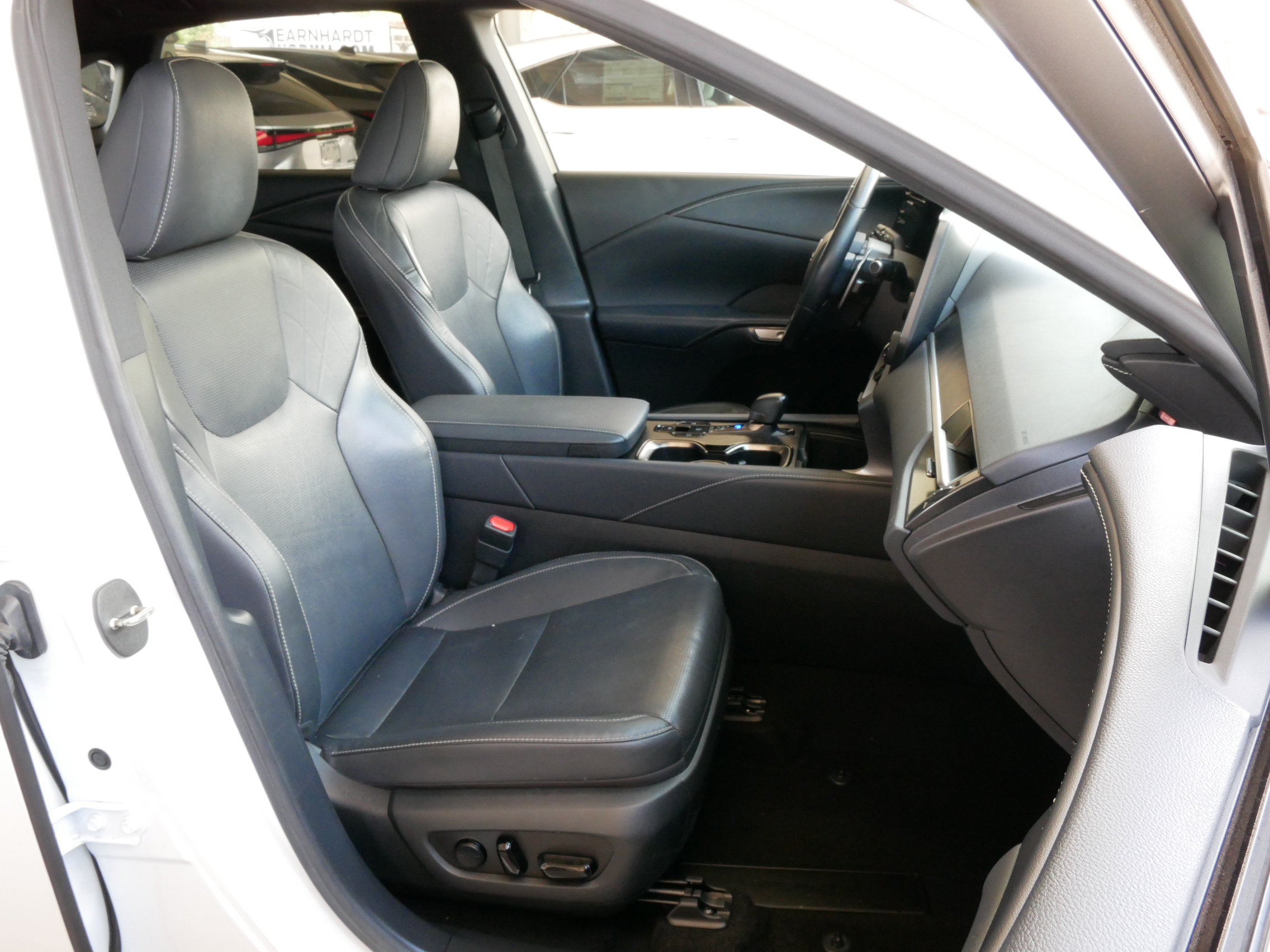 Used 2023 Lexus RX 350 Premium Plus w/ Accessory Package (Z1) FWD image 8