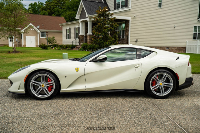 Used 2019 Ferrari 812 Superfast image 3