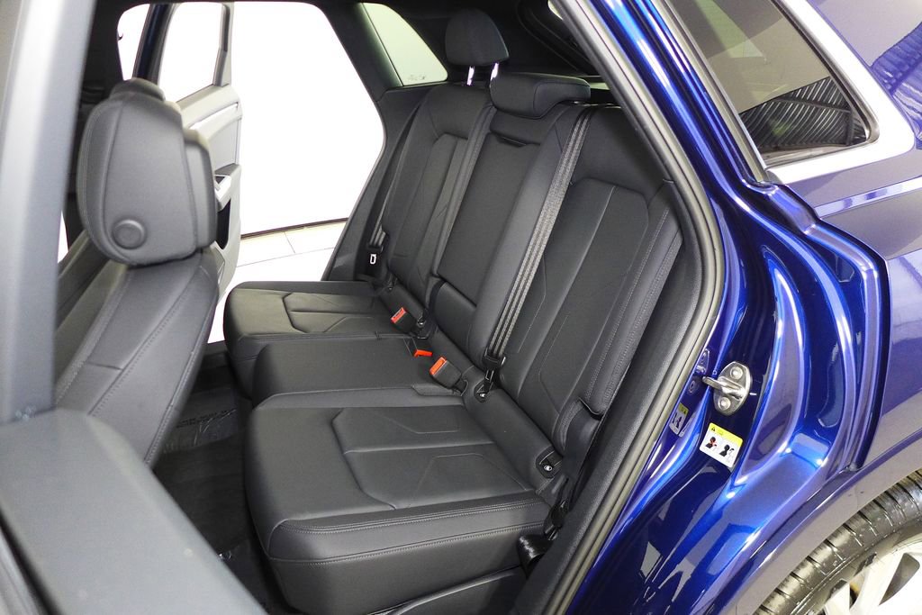 Used 2022 Audi Q3 2.0T Premium w/ Convenience Package image 21