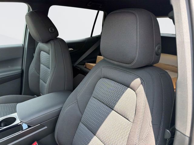 New 2026 Chevrolet Equinox LT w/ Safety and Technology Package FWD image 20