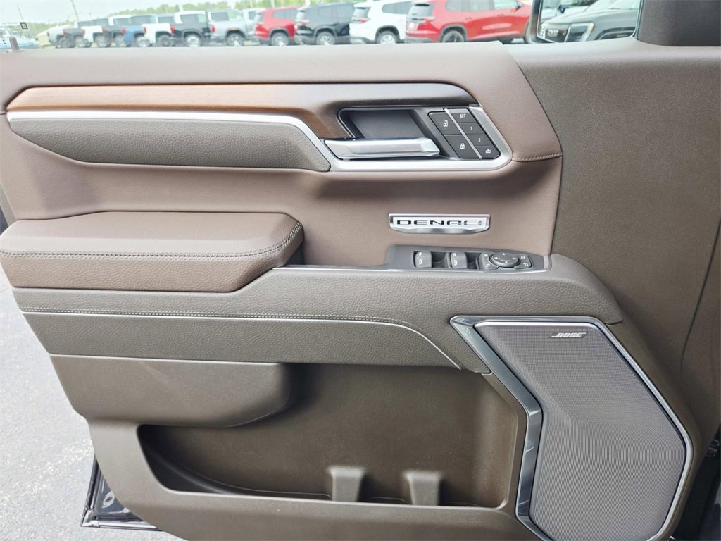 New 2026 GMC Sierra 1500 Denali w/ Denali Reserve Package image 37