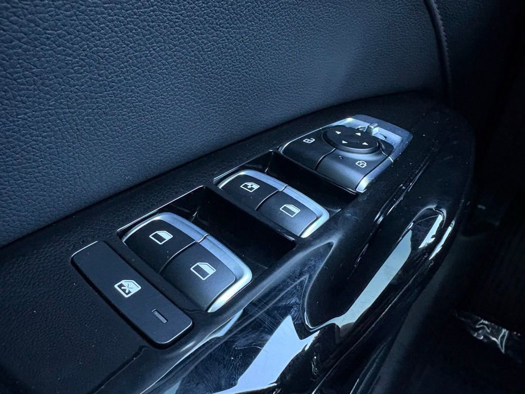 Used 2024 Kia K5 GT image 12