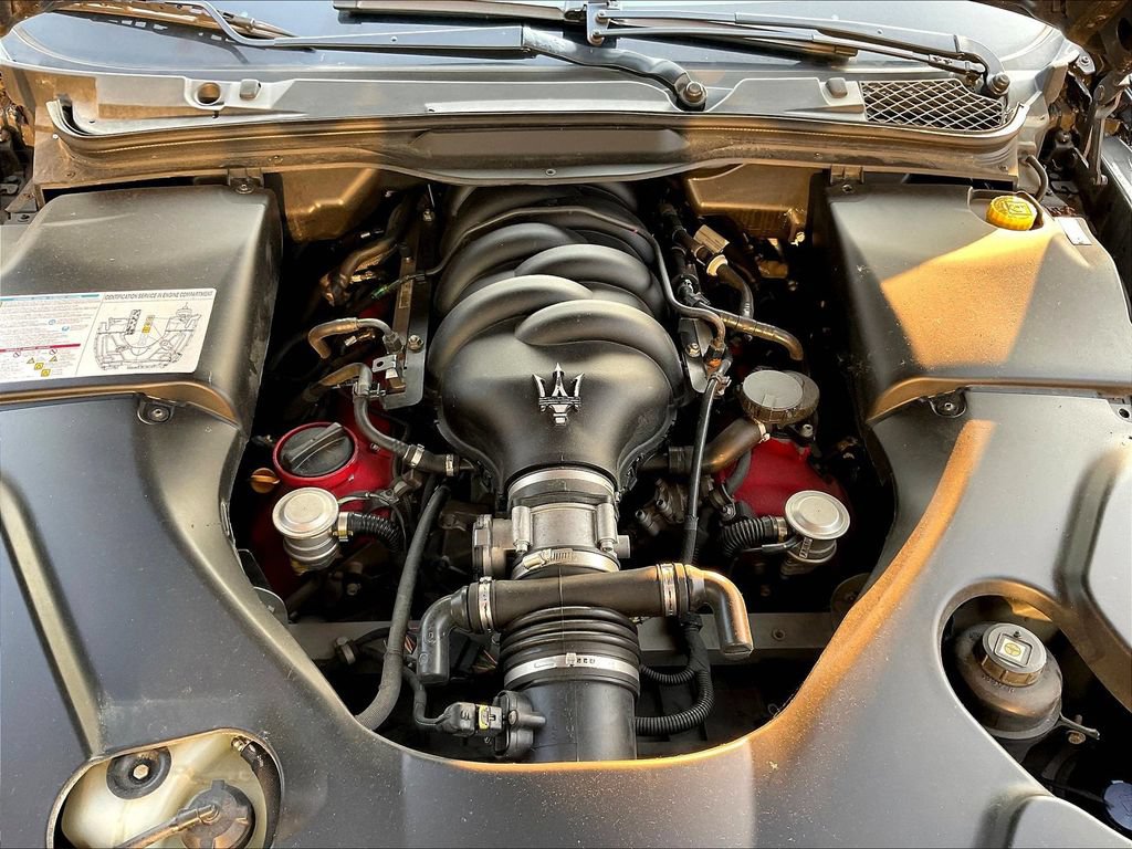 Used 2018 Maserati GranTurismo Sport RWD image 29