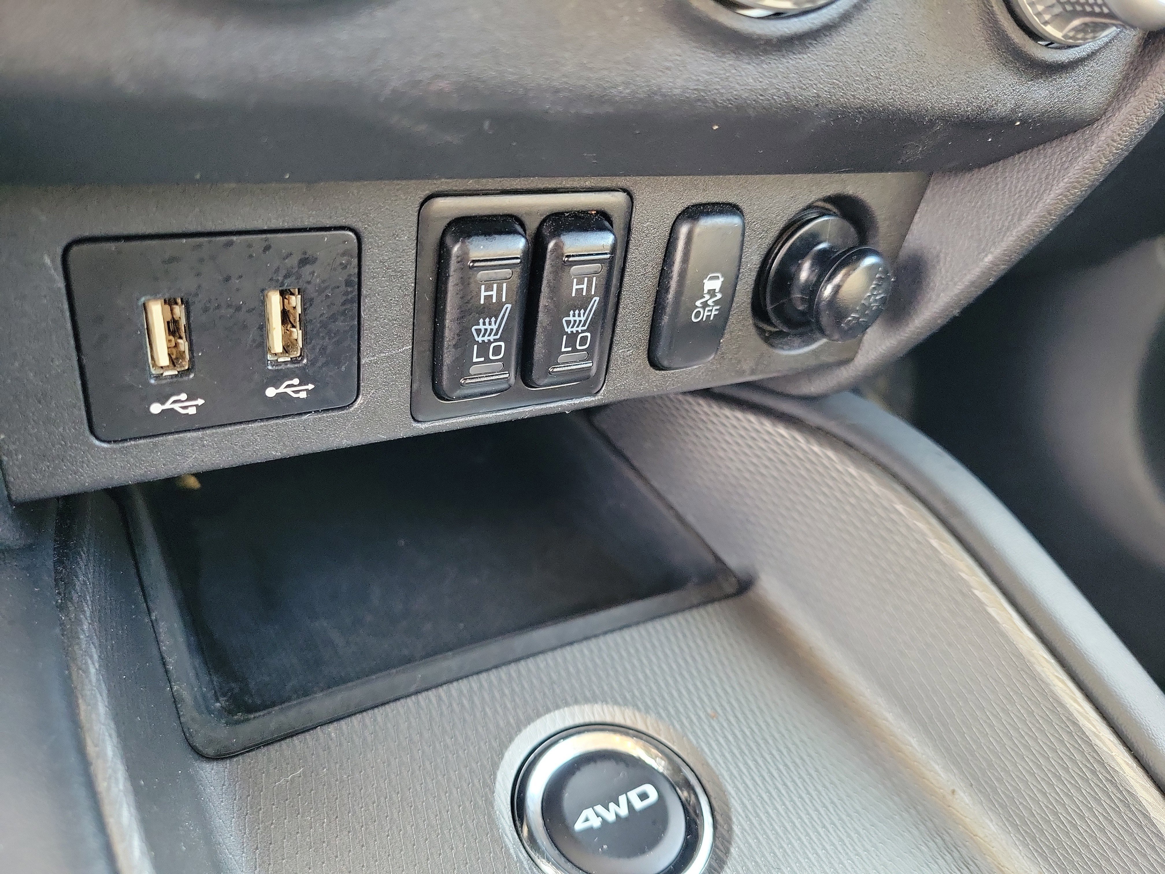 Used 2024 Mitsubishi Outlander Sport SE image 26