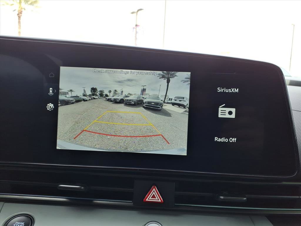 Certified 2025 Hyundai Elantra Limited image 21