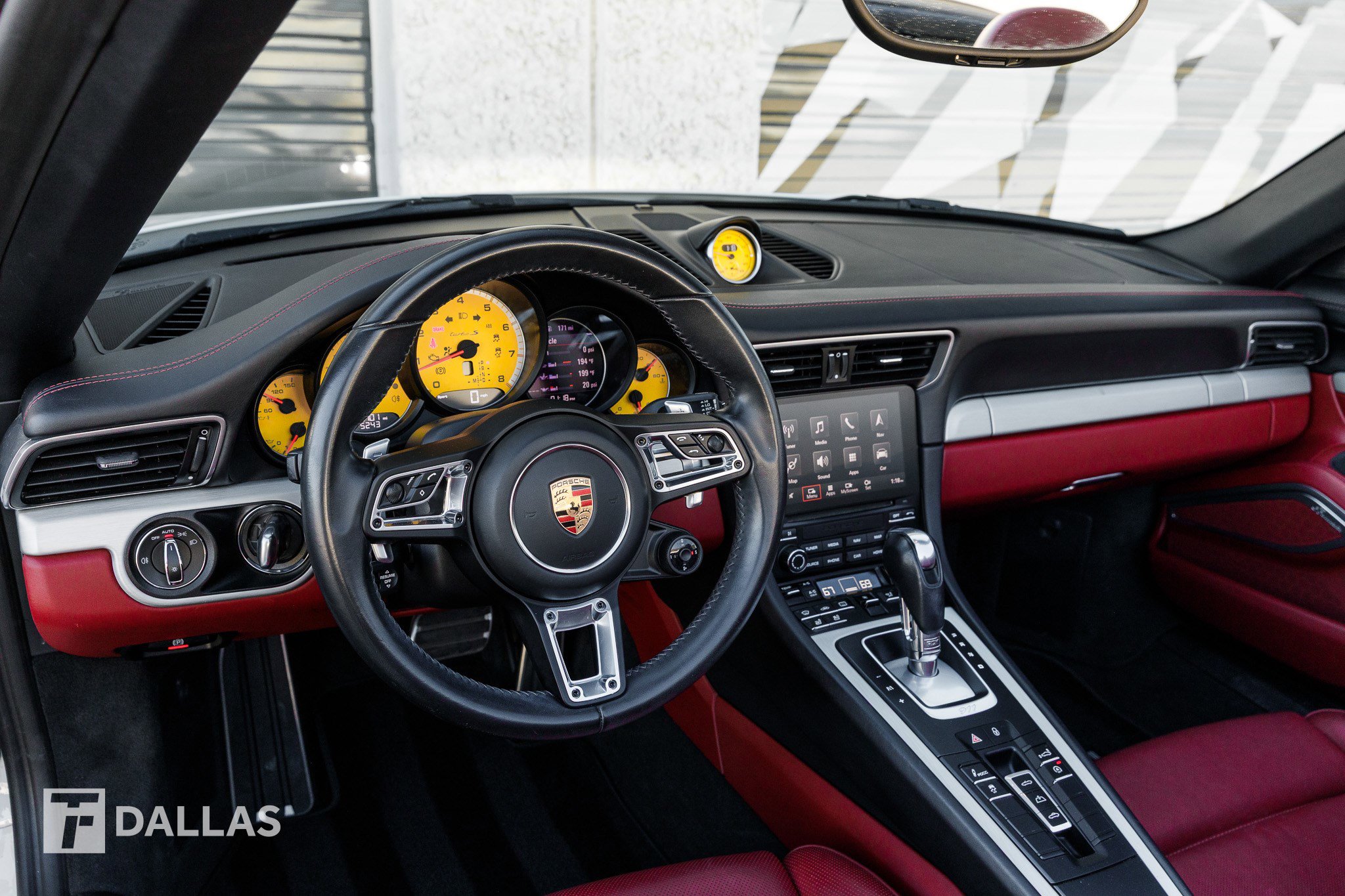 Used 2017 Porsche 911 Turbo S image 26