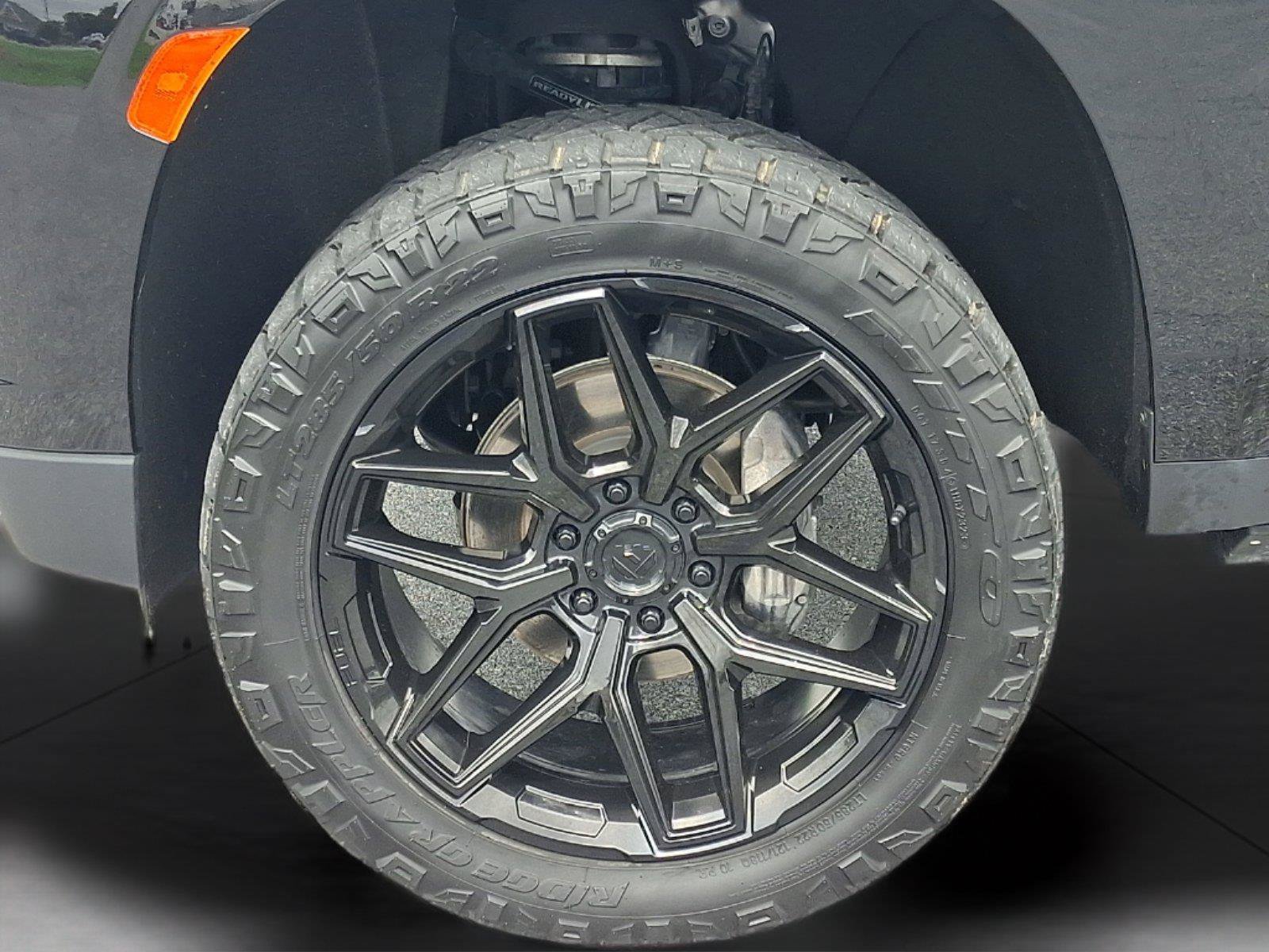 Used 2023 Chevrolet Tahoe LS AWD/4WD image 28