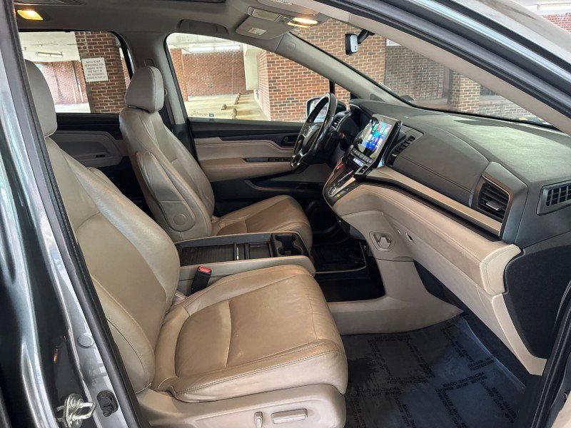 Used 2018 Honda Odyssey Touring image 23